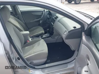 2010 Toyota Corolla z VIN 1NXBU4EEXAZ374601, wystawiony jako IAAI lot #41839300 z przebiegiem 194 254 mil mil oraz . Historia ofert i sprzedaży dostępna na DreamBid. Obrazek 5.