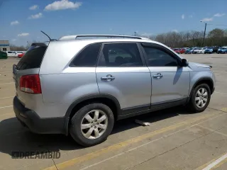 2012 Kia Sorento LX with VIN 5XYKT4A2XCG286512, listed as a Copart auction lot 52741445 with 142,551 mi miles and Clean Title. Bid and sale history available at carsss.com. Image 3.