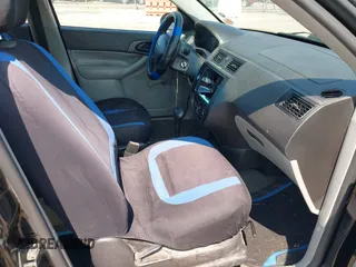 2007 Ford Focus S с VIN 1FAFP34N67W302628, выставлен на аукционе IAAI как лот 42517438 с пробегом 163 343 миль миль и . История ставок и продаж доступна на DreamBid. Изображение 5.