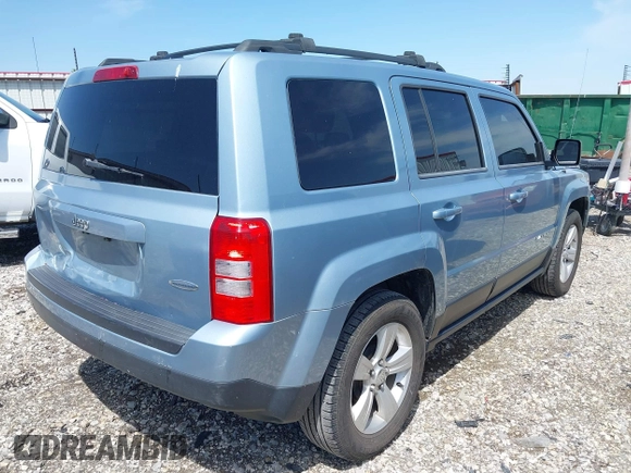 2014 Jeep Patriot Latitude with VIN 1C4NJPFB8ED547358, listed as a IAAI auction lot 41989330 with 107,598 mi miles and . Bid and sale history available at carsss.com. Image 4.