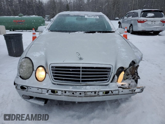 2002 Mercedes-Benz CLK 320/430 with VIN WDBLJ70G02T102690, listed as a Copart auction lot 78041304 with 235,235 mi miles and Salvage Title. Bid and sale history available at DreamBid. Image 5.