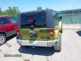 2008 Jeep Wrangler Unlimited Sahara with VIN 1J4GA59128L608191, listed as a IAAI auction lot 42669266 with 201,156 mi miles and . Bid and sale history available at DreamBid. Image 16.