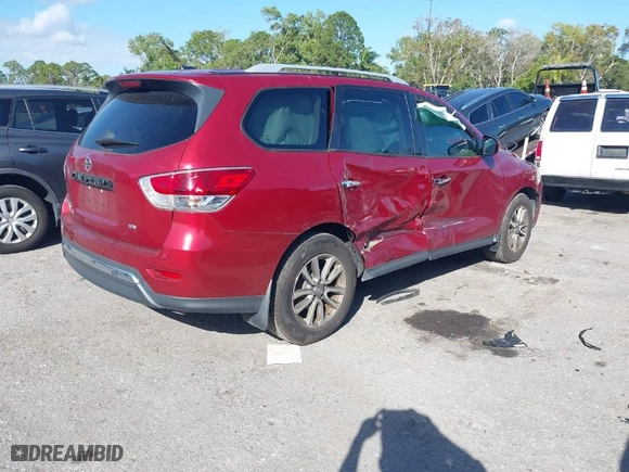 2016 Nissan Pathfinder S with VIN 5N1AR2MN7GC600949, listed as a IAAI auction lot 41261906 with 173,787 mi miles. Bid and sale history available at carsss.com. Image 4.
