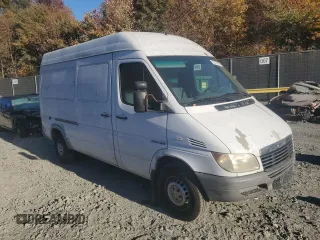 2005 Freightliner Sprinter with VIN WDYPD644455828120, listed as a Copart auction lot 78035634 with 241,364 mi miles and Clean Title. Bid and sale history available at DreamBid. Image 4.