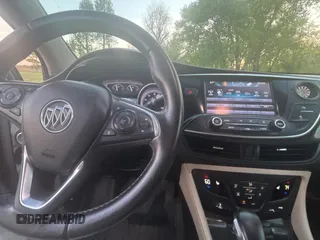 2019 Buick Envision Preferred with VIN LRBFXBSA2KD060184, listed as a Copart auction lot 53583455 with 30,418 mi miles and Clean Title. Bid and sale history available at carsss.com. Image 9.