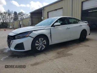 2023 Nissan Altima S with VIN 1N4BL4BV5PN403295, listed as a Copart auction lot 51912825 with 38,114 mi miles and Salvage Title. Bid and sale history available at carsss.com. Image 1.