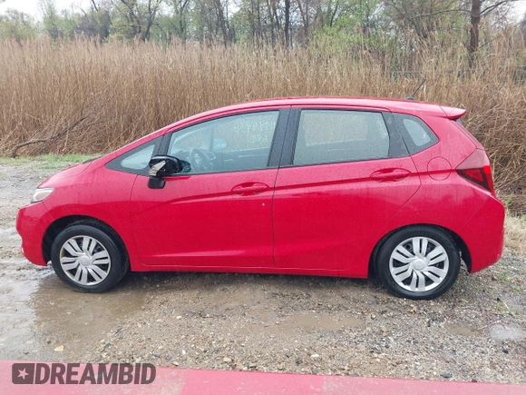 2016 Honda Fit LX with VIN JHMGK5H50GX031660, listed as a IAAI auction lot 41994936 with 117,472 mi miles. Bid and sale history available at carsss.com. Image 14.