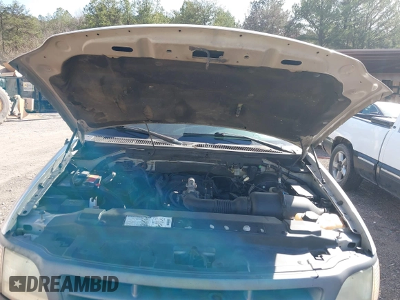 2002 Ford F-150 XL with VIN 1FTRF17292NB25345, listed as a IAAI auction lot 41616370 with 1 mi miles. Bid and sale history available at carsss.com. Image 10.