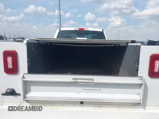 2019 Ford F-350 with VIN 1FDBF3A67KEG49808, listed as a IAAI auction lot 41907987 with 56,677 mi miles and . Bid and sale history available at DreamBid. Image 8.