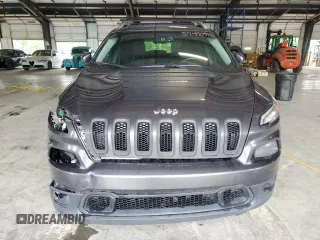 2015 Jeep Cherokee Latitude z VIN 1C4PJLCB9FW531603, wystawiony jako Copart lot #57490915 z przebiegiem 186 155 mil mil oraz Nie do naprawy • Non repairable. Historia ofert i sprzedaży dostępna na DreamBid. Obrazek 5.