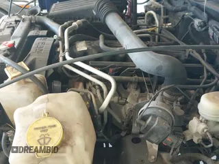 2004 Jeep Wrangler Sahara с VIN 1J4FA59S34P740481, выставлен на аукционе IAAI как лот 43008956 с пробегом 210 346 миль миль и . История ставок и продаж доступна на DreamBid. Изображение 19.