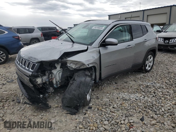 2020 Jeep Compass Latitude z VIN 3C4NJDBB6LT117095, wystawiony jako Copart lot #54346655 z przebiegiem 26 047 mil mil oraz Szkoda całkowita • Salvage title. Historia ofert i sprzedaży dostępna na DreamBid. Obrazek 1.