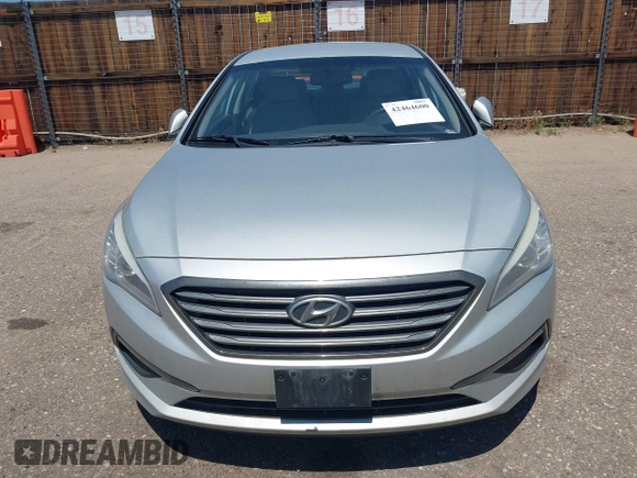 2015 Hyundai Sonata Eco z VIN 5NPE24AA1FH117063, wystawiony jako IAAI lot #42464600 z przebiegiem 252 798 mil mil oraz . Historia ofert i sprzedaży dostępna na DreamBid. Obrazek 6.