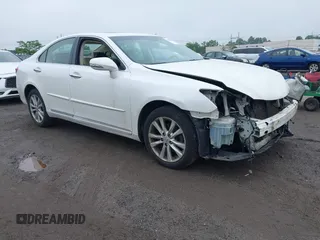 2011 Lexus ES 330 with VIN JTHBK1EG2B2420086, listed as a IAAI auction lot 42498862 with 177,826 mi miles and . Bid and sale history available at DreamBid. Image 1.