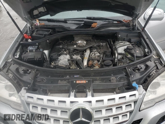 2010 Mercedes-Benz M 350 with VIN 4JGBB2FB3AA578236, listed as a Copart auction lot 48998425 with 192,356 mi miles and Clean Title. Bid and sale history available at DreamBid. Image 11.