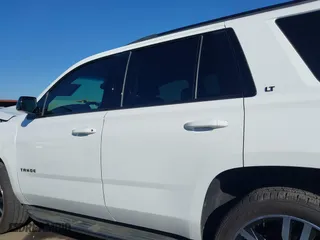 2019 Chevrolet Tahoe LT with VIN 1GNSCBKC7KR183874, listed as a IAAI auction lot 41347304 with 118,902 mi miles. Bid and sale history available at carsss.com. Image 14.