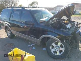 2007 Ford Expedition Eddie Bauer z VIN 1FMFU17597LA70719, wystawiony jako IAAI lot #40644409 z przebiegiem Nie podano mil oraz . Historia ofert i sprzedaży dostępna na DreamBid. Obrazek 1.