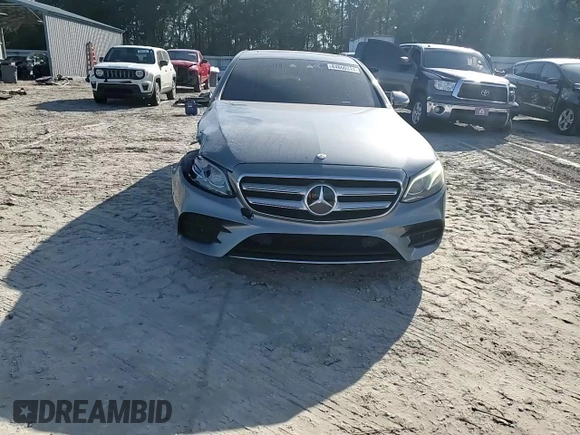 2017 Mercedes-Benz E 300 Luxury with VIN WDDZF4KBXHA063551, listed as a Copart auction lot 84860314 with 134,067 mi miles and Salvage title. Bid and sale history available at DreamBid. Image 10.