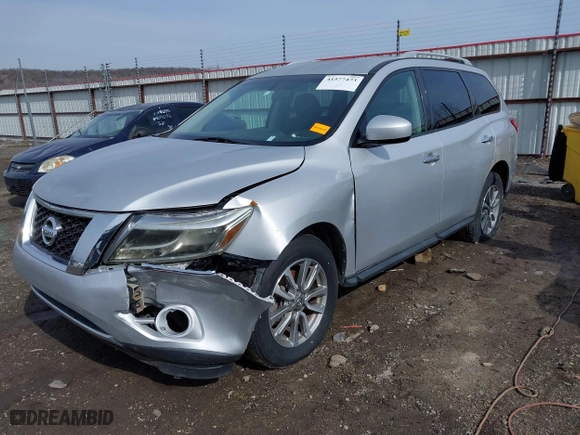 2013 Nissan Pathfinder Platinum with VIN 5N1AR2MN8DC611132, listed as a IAAI auction lot 41577473 with 119,497 mi miles. Bid and sale history available at carsss.com. Image 19.