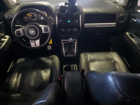 2016 Jeep Compass High Altitude Edition with VIN 1C4NJCEA1GD678698, listed as a Copart auction lot 83594524 with 206,095 mi miles and Salvage Title. Bid and sale history available at carsss.com. Image 8.