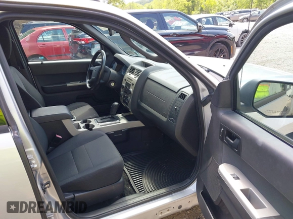 2012 Ford Escape XLT with VIN 1FMCU9D76CKC62526, listed as a IAAI auction lot 42577689 with 110,489 mi miles and . Bid and sale history available at DreamBid. Image 5.