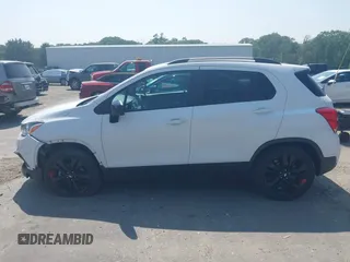 2020 Chevrolet Trax LT with VIN 3GNCJPSB3LL302317, listed as a IAAI auction lot 42492876 with 37,123 mi miles and . Bid and sale history available at DreamBid. Image 14.
