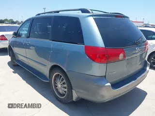 2006 Toyota Sienna CE z VIN 5TDZA23C36S444209, wystawiony jako IAAI lot #42526840 z przebiegiem 245 079 mil mil oraz . Historia ofert i sprzedaży dostępna na DreamBid. Obrazek 3.