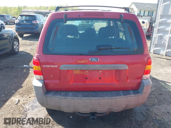 2005 Ford Escape XLS Value с VIN 1FMYU92Z65DA19297, выставлен на аукционе IAAI как лот 42061223 с пробегом 333 813 миль миль и . История ставок и продаж доступна на DreamBid. Изображение 16.