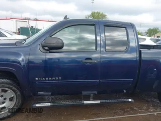 2012 Chevrolet Silverado 1500 LT with VIN 1GCRKSE74CZ140331, listed as a IAAI auction lot 42137509 with 203,114 mi miles and . Bid and sale history available at DreamBid. Image 15.