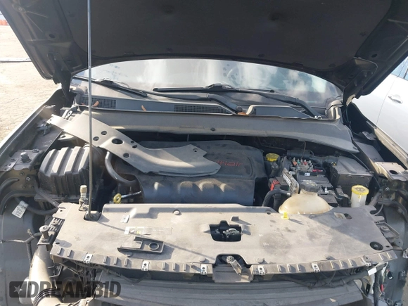 2018 Jeep Compass Sport with VIN 3C4NJCAB8JT136983, listed as a IAAI auction lot 41669070 with 131,983 mi miles. Bid and sale history available at carsss.com. Image 10.