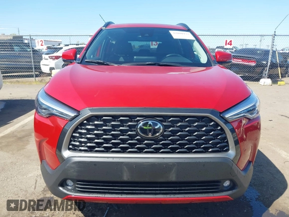 2022 Toyota Corolla Cross XLE с VIN 7MUDAAAG9NV019320, выставлен на аукционе IAAI как лот 42000933 с пробегом 13 021 миль миль и . История ставок и продаж доступна на DreamBid. Изображение 12.