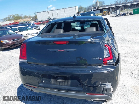 2021 Chrysler 300 with VIN 2C3CCABG8MH585792, listed as a IAAI auction lot 41878292 with 44,463 mi miles. Bid and sale history available at carsss.com. Image 15.