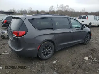 2018 Chrysler Pacifica Touring L with VIN 2C4RC1BG7JR175156, listed as a Copart auction lot 52935435 with 106,264 mi miles and Salvage Title. Bid and sale history available at DreamBid. Image 3.