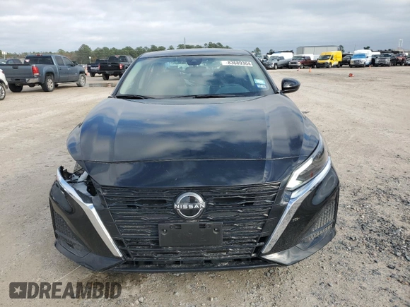 2024 Nissan Altima 2.5 SV with VIN 1N4BL4DVXRN324804, listed as a Copart auction lot 83689304 with 12,928 mi miles and Salvage Title. Bid and sale history available at carsss.com. Image 5.