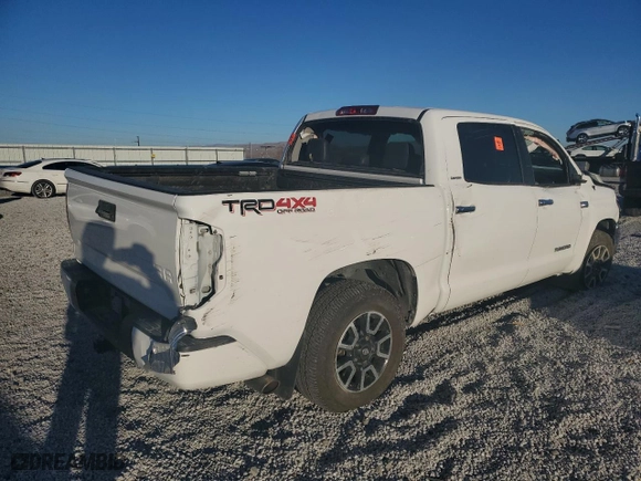 2019 Toyota Tundra 4WD SR5 with VIN 5TFHY5F19KX786075, listed as a Copart auction lot 82649434 with 0 mi miles and Salvage Title. Bid and sale history available at carsss.com. Image 3.