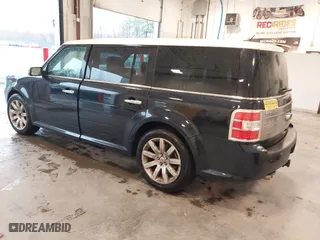 2009 Ford Flex Limited with VIN 2FMEK63C89BA19539, listed as a IAAI auction lot 41872745 with 224,422 mi miles. Bid and sale history available at carsss.com. Image 3.