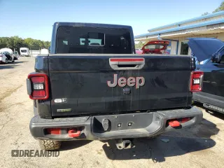 2021 Jeep Gladiator Rubicon с VIN 1C6JJTBM6ML522405, выставлен на аукционе Copart как лот 73880024 с пробегом Не указан миль и На запчасти • Non repairable. История ставок и продаж доступна на DreamBid. Изображение 6.
