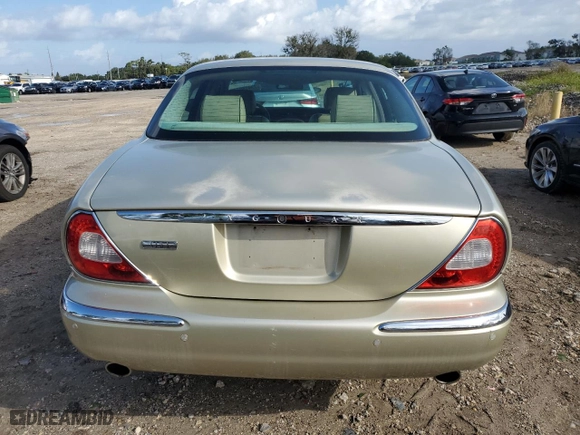2007 Jaguar XJ with VIN SAJWA79B27SH17894, listed as a Copart auction lot 73415074 with 102,672 mi miles and Clean Title. Bid and sale history available at carsss.com. Image 6.
