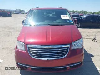 2014 Chrysler Town & Country Touring with VIN 2C4RC1BG5ER342975, listed as a IAAI auction lot 41972305 with 119,783 mi miles. Bid and sale history available at carsss.com. Image 11.