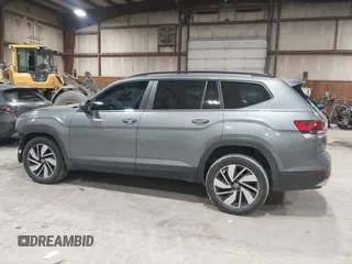 2024 Volkswagen Atlas SE with VIN 1V2HR2CA6RC534817, listed as a IAAI auction lot 41655227 with 39,214 mi miles and . Bid and sale history available at DreamBid. Image 15.