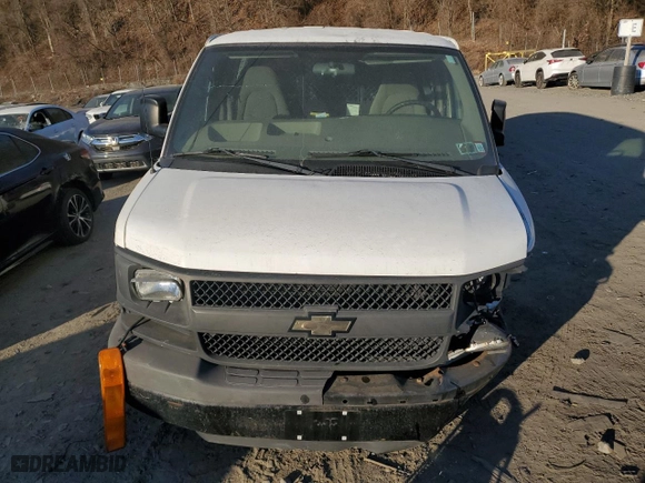 2009 Chevrolet Express Cargo Van with VIN 1GCFG15X491110333, listed as a Copart auction lot 88082765 with 77,188 mi miles and Salvage Title. Bid and sale history available at carsss.com. Image 5.