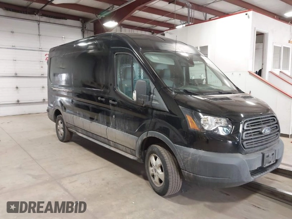 2018 Ford Transit with VIN 1FTYR2CM6JKB37694, listed as a IAAI auction lot 41830500 with 43,320 mi miles. Bid and sale history available at carsss.com. Image 1.
