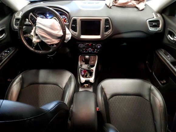 2018 Jeep Compass Latitude with VIN 3C4NJDBB9JT167924, listed as a Copart auction lot 47587475 with 90,146 mi miles and Salvage Title. Bid and sale history available at DreamBid. Image 8.