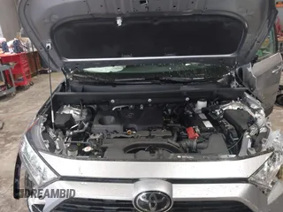 2020 Toyota RAV4 XLE with VIN 2T3P1RFV6LC089609, listed as a IAAI auction lot 41923472 with 72,368 mi miles and . Bid and sale history available at DreamBid. Image 10.