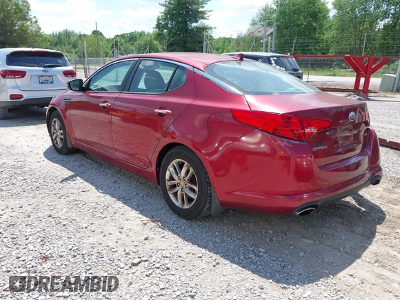 2013 Kia Optima LX z VIN 5XXGM4A73DG187566, wystawiony jako IAAI lot #42136713 z przebiegiem 73 406 mil mil oraz . Historia ofert i sprzedaży dostępna na DreamBid. Obrazek 3.