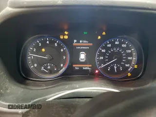 2020 Hyundai Kona Limited z VIN KM8K3CA52LU459888, wystawiony jako Copart lot #55768405 z przebiegiem 36 056 mil mil oraz Szkoda całkowita • Salvage title. Historia ofert i sprzedaży dostępna na DreamBid. Obrazek 9.