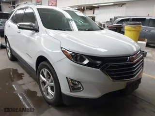 2020 Chevrolet Equinox Premier with VIN 3GNAXNEV2LS676794, listed as a IAAI auction lot 41806238 with 28,954 mi miles. Bid and sale history available at carsss.com. Image 1.
