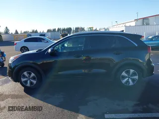 2018 Kia Niro LX with VIN KNDCB3LC4J5160871, listed as a IAAI auction lot 41431179 with 94,301 mi miles. Bid and sale history available at carsss.com. Image 14.