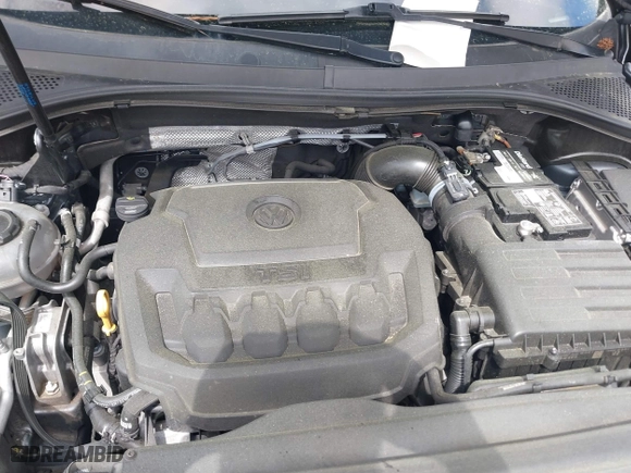 2018 Volkswagen Tiguan S with VIN 3VV1B7AX9JM088226, listed as a IAAI auction lot 41804141 with 68,026 mi miles. Bid and sale history available at carsss.com. Image 10.