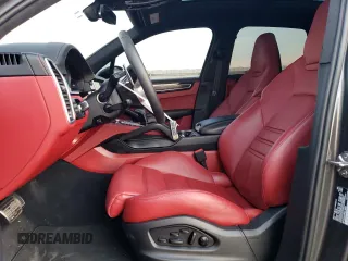 2023 Porsche Cayenne GTS z VIN WP1AG2AY9PDA18420, wystawiony jako Copart lot #81271624 z przebiegiem 19 002 mil mil oraz Szkoda całkowita • Salvage title. Historia ofert i sprzedaży dostępna na DreamBid. Obrazek 7.